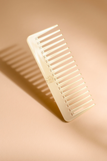 Bachca Ivory Opaline Comb