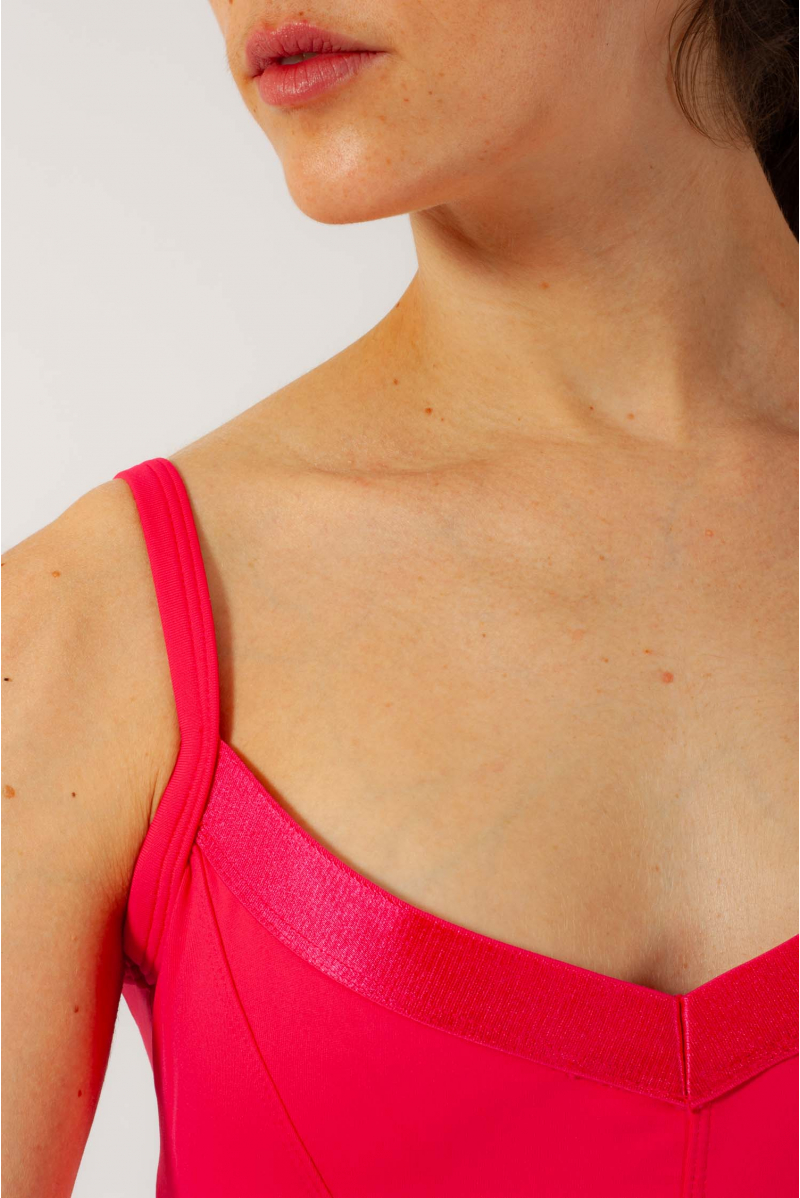 Majesty Mirella pink V-neck leotard